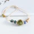 Handgefertigtes Jingdezhen Keramik geflochtenes Armband im Retro-Stil mit bunten Perlen. - Flache Rosenblütenperlen (Grün)