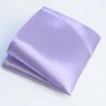 Pañuelo de bolsillo de satén lavanda liso para hombre accesorio de traje de boda. - Violeta Claro