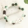 Boho Keramik Perlenarmband mit Kreuz und Friedenszeichen, einzigartiger künstlerischer Schmuck. - CS158
