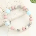 Charmantes pastellfarbenes Keramik Perlenarmband für Damen, künstlerischer Schmuck für den Alltag. - CS156