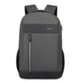 Grauer Business Laptop Rucksack für Herren, 15,6 Zoll Arbeits- und Reiserucksack mit USB-Anschluss. - Hellgrau