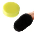 Holzpflege Polierset mit gelbem Schwamm und schwarzem Polierhandschuh für Instrumentenpflege. - Werkzeug-Set / Mehrfarbig