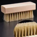 Holzgriff Borsten Bürste für Lederpflege, natürliche weiche feste Haarbürste zur Reinigung. - Quadratische Buchenholz-Wildschweinborstenbürste / Naturholzfarbe