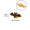 Broche en émail chauve-souris mignonne en acier inoxydable, accessoire noir d'Halloween 24mm - Style Chauve-souris Dessin Animé (XZ425) / 24x12mm