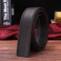 Cintura di ricambio a cricchetto in pelle marrone scuro da uomo, motivo litchi, larghezza 3,5 cm. - 105-125cm / Nastro a bordo smussato color caffè