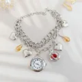 Silbernes mehrlagiges Charm-Armband mit Mini-Uhr, Herz-Anhänger und Kristall-Tropfen. - Silber Geschnitztes Herz Kristall Stil (08)