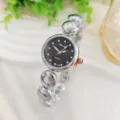 Silberne Damen Quarzuhr mit schwarzem Zifferblatt, Strasssteinen und schickem Armband. - Silber Schwarz