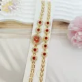 Ensemble montre et bracelet pour femme or avec strass rouges, accessoire de bijoux floraux. - Rouge