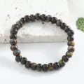 Bracelet de perles sombres à cercle unique, perles élégantes, style de bijou minimaliste. - CS Feux d'artifice