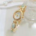 Elegante orologio da donna al quarzo vintage con quadrante ovale e bracciale in pietra verde. - Tonalità Oro con Finta Giada Verde