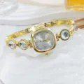 Elegante reloj de pulsera dorado para mujer con diamantes de imitación, esfera cuadrada. - Blanco