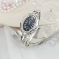 Elegant silver bracelet quartz watch with oval black dial and classic Roman numerals style. - Regular Fit / Silver Black
