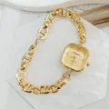 Elegante quadratische Quarzdamenuhr in Gold mit klobigem Kettenarmband, stilvolles Accessoire. - Modell 01 Gold