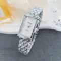 Eckige Quarz Damenarmbanduhr mit elegantem gesteppten Metallarmband im modischen Stil. - Silber Weißes Zifferblatt (Arabische Ziffern)