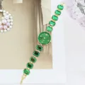 Elegante grüne Kristall Quarzuhr für Damen mit stilvollem Armband Design und goldenem Gehäuse. - Grün
