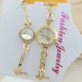 Damen Gold Strass Quarz Uhr Armband Set Mode elegante Armbanduhr Geschenk Alltag - Gold Schmetterling Zifferblatt Stil (Artikel 2025208)