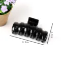 Black plastic large hair claw clip with wave design, elegant daily hair accessory, 8.9cm size. - Wavy Tooth Hair Claw (Z1211)