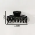 Black plastic hair claw clip minimalist fashion hair accessory for daily styling 8.8cm - Hair Claw (Z1988)