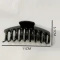 Large black hair claw clip for women, glossy finish big shark hair clip for thick hair styling. - 11cm Glossy Black Hair Claw (Z1523) / Glossy Black