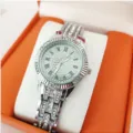 Elegante dames strass kwartshorloge met zilveren metalen band en romeinse cijfers. - Zilver