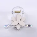 Pince à cheveux transparente en PVC avec fleur blanche et strass, taille moyenne pour femme. - Fleur Blanche Transparente (F707)