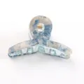 Piccola molletta per capelli in acrilico marmorizzato blu, accessorio retrò elegante. - Piccola Pinza Circolare Cava (F472) / Marmo Blu e Beige
