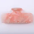 Molla per capelli in marmo rosa da donna, grande forcina in acrilico per styling e acconciature. - Motivo marmo rosa
