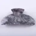 Molla per capelli marmorizzata grigia, artiglio in acetato da 9,5 cm per lo styling quotidiano. - Marbled Claw Clip / Marmo Grigio Nero