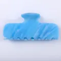 Molla per capelli in acetato blu marmo, accessorio elegante da 10cm per donne e ragazze moda. - Pinza per capelli / Marmo Blu Bianco
