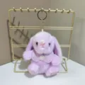 Schattige paarse pluche konijn sleutelhanger met parel cape op gouden standaard. - 15 cm platte ring / Paars
