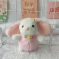 Schattige konijnen pluche hanger met roze witte vacht, parelketting voor schooltas en sleutelhanger. - 12 cm kralenketting / Roze