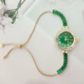 Elegante reloj de cuarzo para mujer con esfera verde, bisel de estrás y pulsera ajustable. - Verde