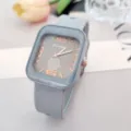 Montre quartz carrée en silicone gris avec chiffres or rose, style étudiant tendance. - Gris