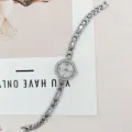 Silberne Strass Quarzuhr für Damen, elegante diamantbesetzte Armbanduhr mit Stein. - Silbergehäuse Weißes Zifferblatt