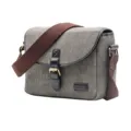 Grijze canvas fototas retrostijl voor Spiegelreflexcamera met verstelbare bruine schouderriem. - M80 grijs