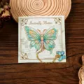 Echtes Metall Schmetterling Lesezeichen mit Kette und dekorativer Karte für Geschenke. - Mit Kunstkarton / Grüner Schmetterlingschatten
