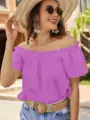 Detailansicht des lila schulterfreien Rüschenoberteils, bequeme Sommer Damen Mode. - Violett