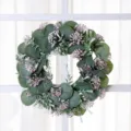 Kunstlicher Eukalyptus- und rosa Beerenkranz fur Heimdekoration und Turhaengung. - Stil 3 / 15cm