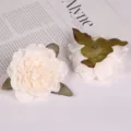 Künstliche Rosenblüten Köpfe für Hochzeit Dekoration Party DIY Blumenarrangements Zubehör. - Gebrochenes Weiß