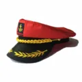 Klassische rote und schwarze Kapitänsmütze mit Goldstickerei Matrosenhut Accessoire - Rot