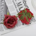 Künstliche retro Rosenblüten Köpfe für Hochzeitsdekoration und elegante Tischdekoration. - Stil 1