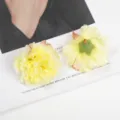 Künstliche Seide Nelken Blütenköpfe für DIY Handwerk, Hochzeitskränze und Bekleidungszubehör. - Stil 9