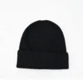 Klassische schwarze Strickmütze für Herbst und Winter, warmer und stylischer Begleiter. - Einheitsgröße / Schwarz