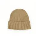 Vue détaillée du bonnet en tricot uni d'hiver chaud, tissu doux et coupe confortable. - Taille unique / Kaki