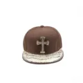 Braune Hip-Hop-Kappe mit Strass-Kreuz, stylischer flacher Krempe Streetwear Hut Unisex. - Verstellbar / Braun
