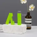 Green plastic hair roller curler for bangs and styling, compact size for easy daily use. - 1.8cm (12 pcs)