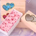 Herzfenster Seifenrosen Geschenkbox, romantische Valentinstag Blumen Verpackung, schöne Deko. - 10 Stück/Packung / Rosa