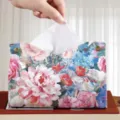 Blumenleder-Tischkosmetiktuchbox, dekorativer Falt-Serviettenhalter mit Druckknöpfen zu Hause. - Blütenfülle