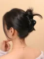 Minimalist black hair claw clip for women, chic geometric hairpin for daily updos and styling. - Triangle Hollow Hair Claw / 11.5cm / Black