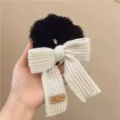 Mignon chouchou de cheveux en peluche avec nœud tricoté d'hiver coréen pour les femmes. - Style Nœud Couleur Contrastée / Blanc cassé + Noir